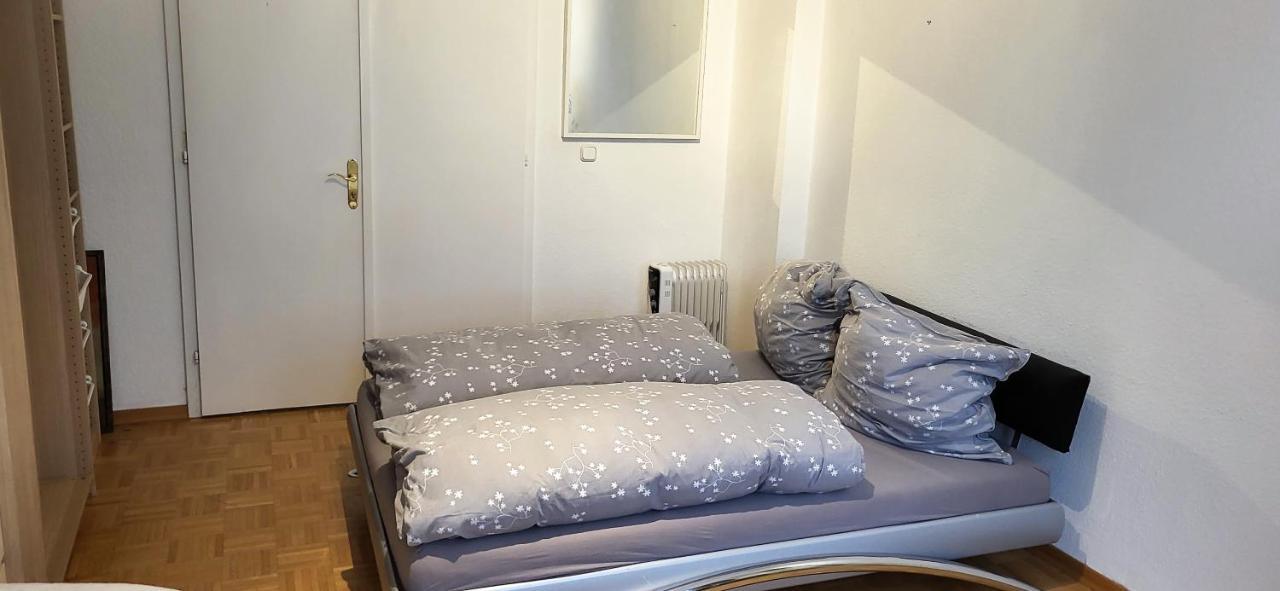 Von Privat, Grosses Zimmer Sehr Zentral In Bad Homburg Stadtmitte 巴特洪堡 外观 照片